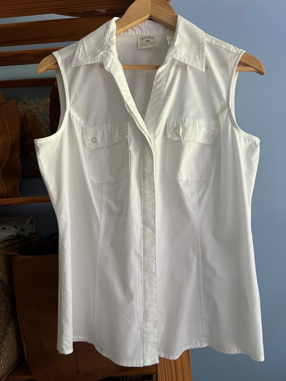 Riders by Lee Sleeveless White Button-Front Shirt size Medium